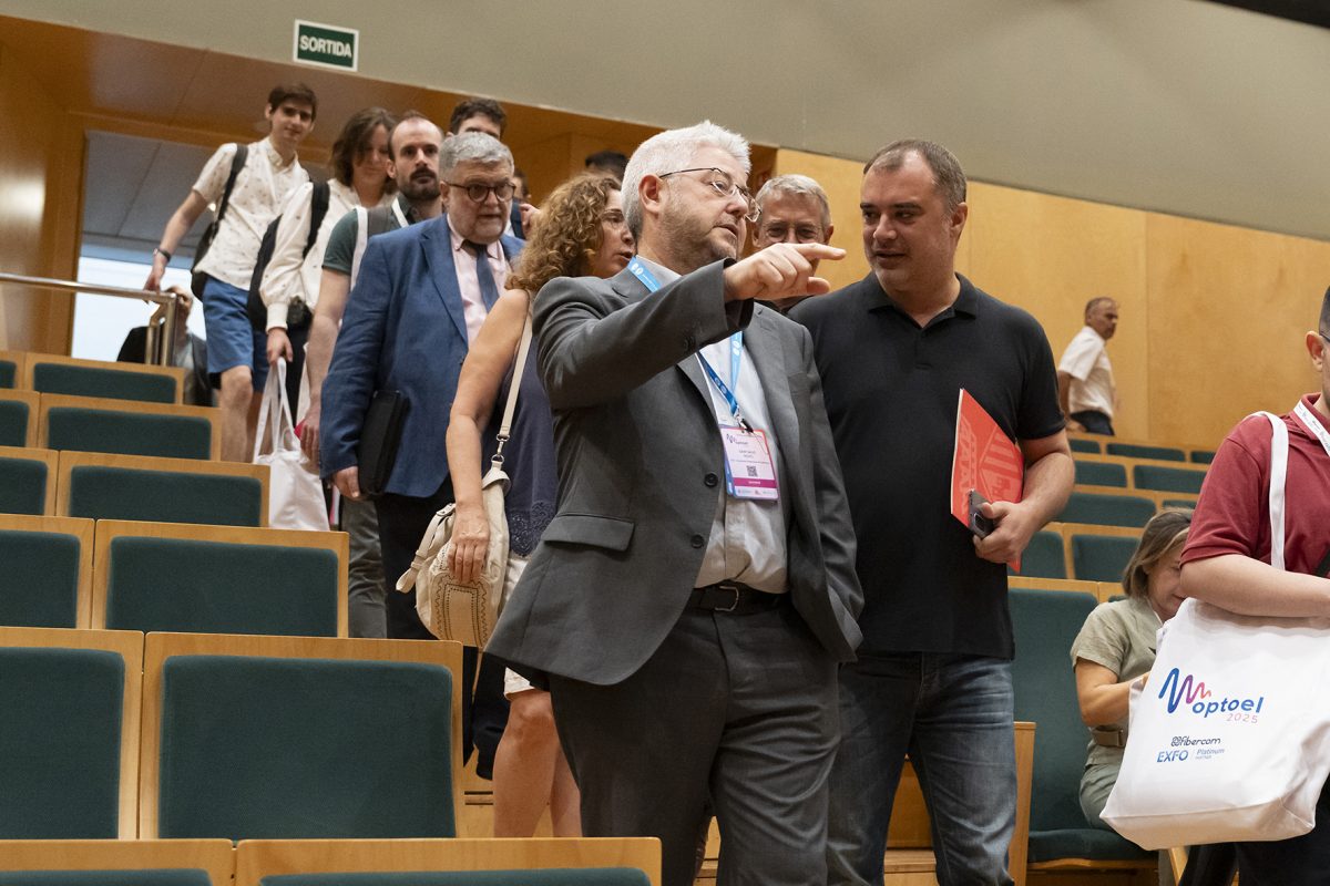 250702 Obertura Congrés Optoelectrònica_1